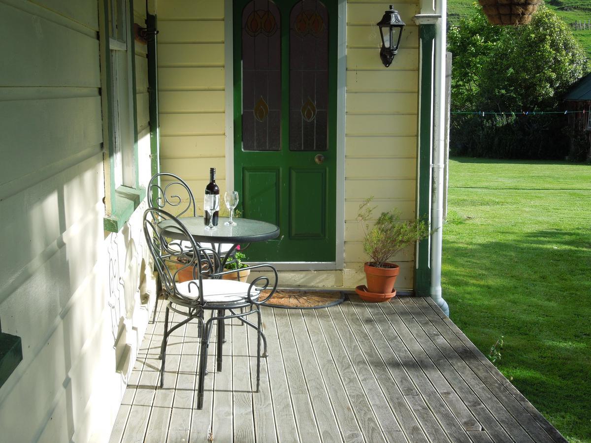 Mairenui Rural Retreat Villa Ruahine ภายนอก รูปภาพ